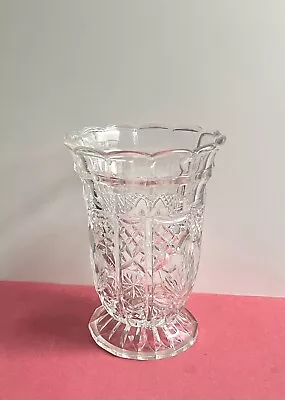 Buy Vintage Clear Glass Flower Vase/ Floral Pattern Vase Bouquet Home Decor (D 104) • 19.99£