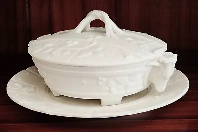 Buy Parian Ware Porcelain, BUTTER DISH, Underplate, Minton, Aesthetic, 1859, Cow,8 D • 451.99£