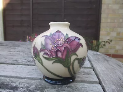 Buy Moorcroft   Pottery Pulsatillia  Design Vase . Vicky Lovatt . 2010 • 95£
