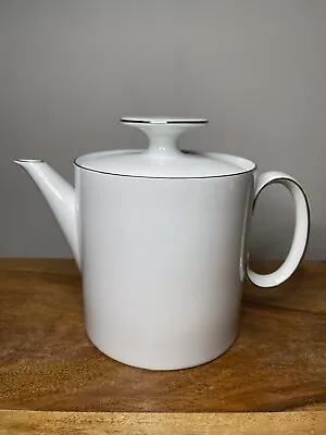 Buy ‘THOMAS’ ( Germany ) Teapot In White With Silver Detail Trim  • 4.99£