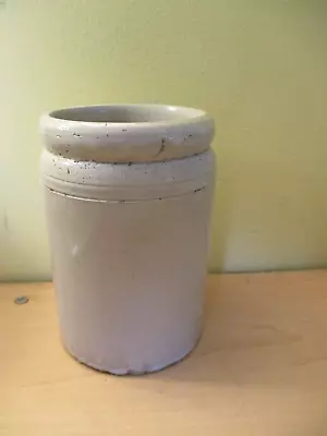 Buy Unmarked Stoneware Pot • 4£