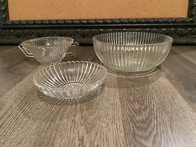 Buy Vintage Set Of 3 Ribbed Glassware Bowls • 15.83£