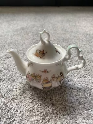 Buy Royal Doulton Brambly Hedge Mini Teapot With Lid • 0.99£