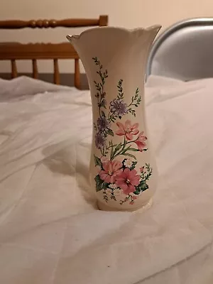 Buy Royal Winton Small Ceramic Vase • 3.49£