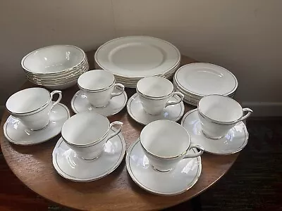 Buy Duchess Ascot Fine Bone China 30 Piece Dinner/Teaset Made In England • 45£