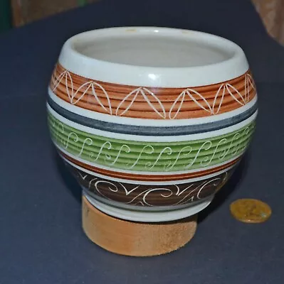 Buy Dragon Pottery Rhayader Wales Ceramic Bowl Or Pot With ‘Sgraffito’ Designs • 4.79£