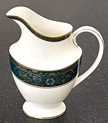 Buy Royal Doulton CARLYLE Pattern (H5018) English Fine Bone China, Milk Jug 1/2 Pint • 18£