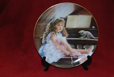 Buy 'The Rehearsal' Fine China Plate By Sandra Kuck 'Barefoot Children'  Collection • 8£