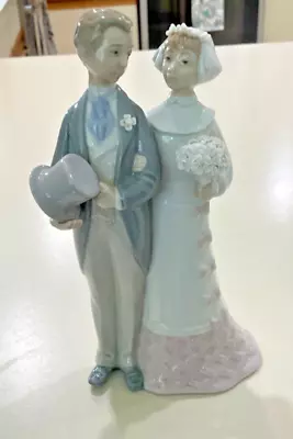 Buy *Retired* Lladro  Bride & Groom  Figurine Wedding Cake Topper #4808 • 30.74£