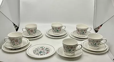 Buy Queen Anne Bone China Kismet 18 Piece Tea Set Sh68 • 26.99£