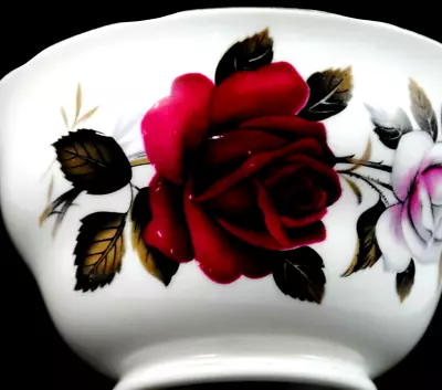 Buy COLOLOUGH Fine Bone China H46 7 BOWL W/ RED & WHITE ROSE Image Made In England • 4.99£
