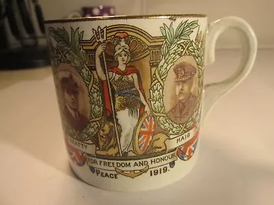 Buy Winton Pottery Cup 1919 • 2.85£