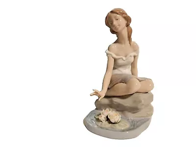 Buy 'REFLECTIONS OF HELENA ' Lladro Privilege Figure/ Figurine # 7706 Boxed, Perfect • 99.99£