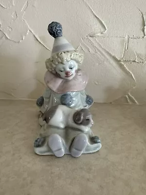 Buy Lladro Clown - Pierrot With Puppy - 5277 • 20£