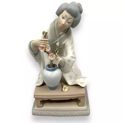 Buy Lladro 4840 Japanese Porcelain Geisha Woman Flower Arranger Figurine Matte READ • 79.20£