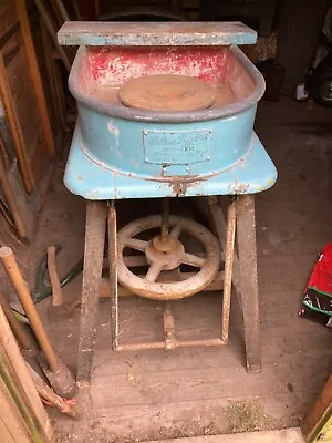 Buy Pottery Wheel In Good Working Condition  • 50£