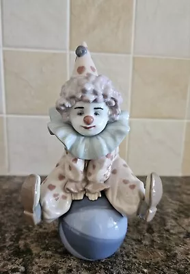 Buy Lladro Clown Figurine   Having A Ball  No 5813 - Excellent Condition  • 50£