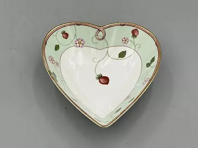 Buy Wedgwood Wild Strawberry - Heart Shaped Trinket Dish. • 9.99£