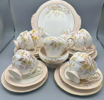 Buy Aynsley England Very Pretty Floral And Peach Colured 21 Piece Vintage Tea Set. • 101.99£