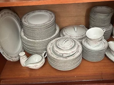 Buy Vintage Noritake Dinner Service • 20£