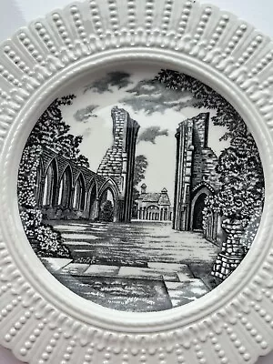 Buy Royal Cauldon England Glastonbury Abbey Dinner Plate 9 1/2  • 9£