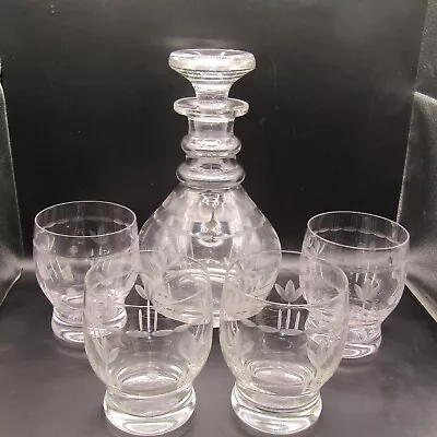 Buy Vintage Crystal Whisky Decanter Whisky Spirit Decanter & 4 Matching Glasses • 49.95£