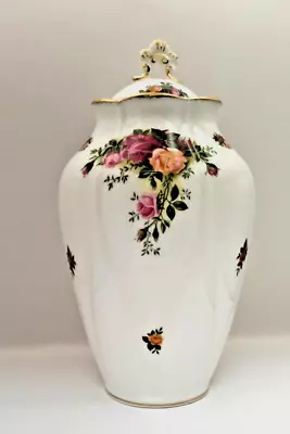 Buy ROYAL ALBERT   Old Country Roses    Lidded Chelsea Vase  1st Quality  Excel Cond • 67.18£