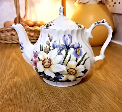 Buy Large Teapot Windsor England Teapot Porcelain Vintage Floral Gold  Cottagecore • 12.99£