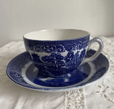 Buy George Jones & Sons Crescent Blue Willow Cup & Saucer • 8£