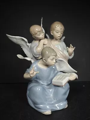 Buy Lladro Porcelain 5495  Angelic Choir  (Group Of Singing Angels)  Damaged • 145£