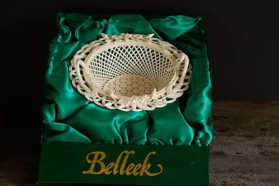 Buy Belleek China Round Clematis Basket • 60£
