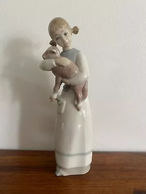 Buy Excellent Condition Lladro Girl With Lamb / Girl Holding Lamb Item 1010 • 12.99£