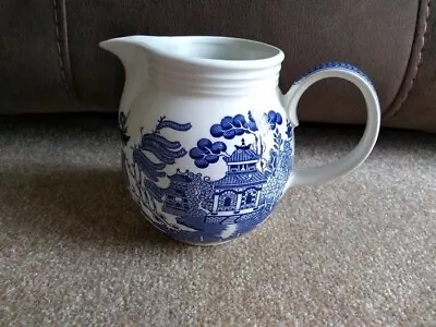 Buy Vintage Churchill Staffordshire Blue Willow Half Pint Milk Jug  • 8.99£