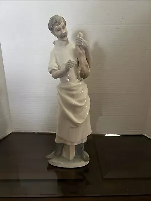 Buy Lladro #4763 Obstetrician Male Doctor Porcelain Figurine • 88.53£