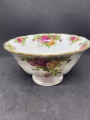 Buy Old Country Roses Royal Albert Hampstead Footed Bowl  (6.5 Inch Diameter) • 17£