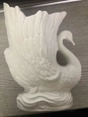 Buy Portmerion England Parian Ware White Swan Vase 7.25” High • 12.50£