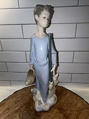 Buy Lladro 6147 Boy Angel Fall Cleaning Leaves RARE Figurine Statue In Original Box • 167.75£