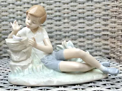 Buy Lladro 4858  Pleasant Encounter  Porcelain Figurine Of A Boy With A Bird  • 75£