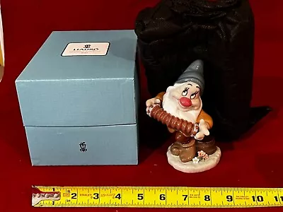 Buy SHEEPISH LLADRO #9325 DISNEY'S DWARF   BASHFUL   SNOW WHITE EXCELLENT/MINT W/O.B • 279.57£