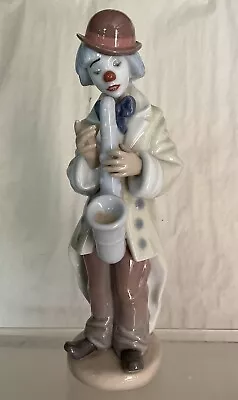 Buy Lladro Figurine  - Clown  - Sax Sax  - Model Number 5471 • 24.99£