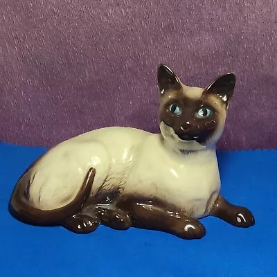 Buy Beswick Siamese Cat 1559 Glossy Finish Figurine • 9.99£