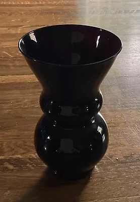 Buy Black Amethyst Glass Vase • 8£