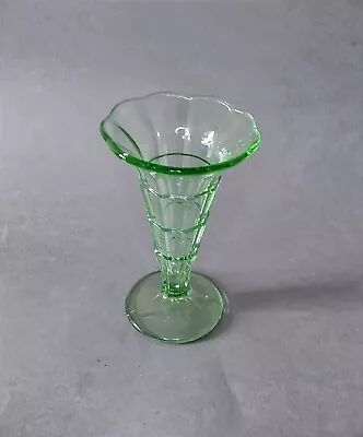 Buy Art Deco Green Fluit Pressed Glass Vase Vintage • 11£